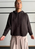 Carica l'immagine nel visualizzatore della galleria, Maglia over moro con cappuccio - PHILIALOFT