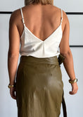 Carica l'immagine nel visualizzatore della galleria, Top lingerie latte con pizzo - ZAHJR