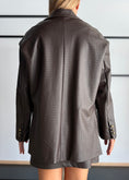 Carica l'immagine nel visualizzatore della galleria, Blazer cioccolato texture rombi - ZAHJR