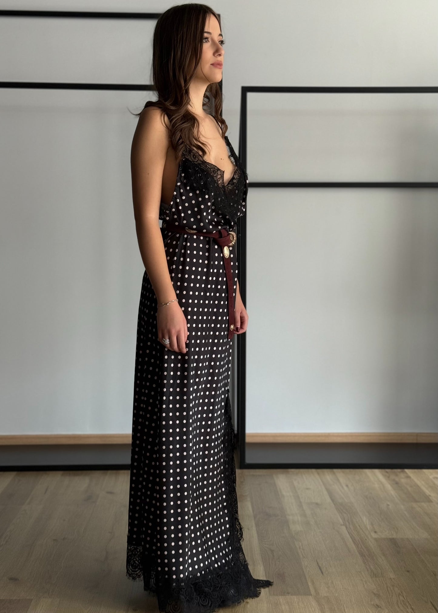 Abito sottoveste a pois con pizzo