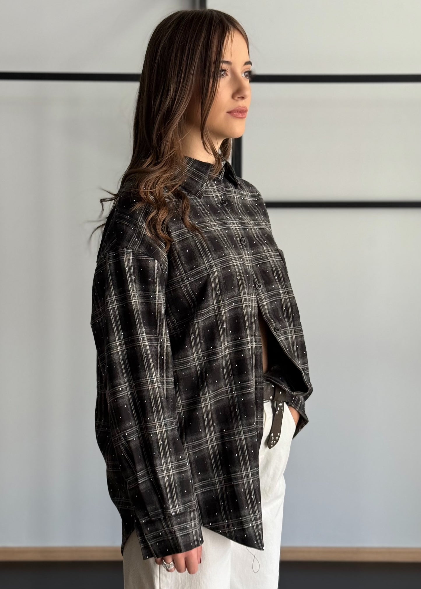 Camicia Oversize Check Nera con Dettagli Brillanti