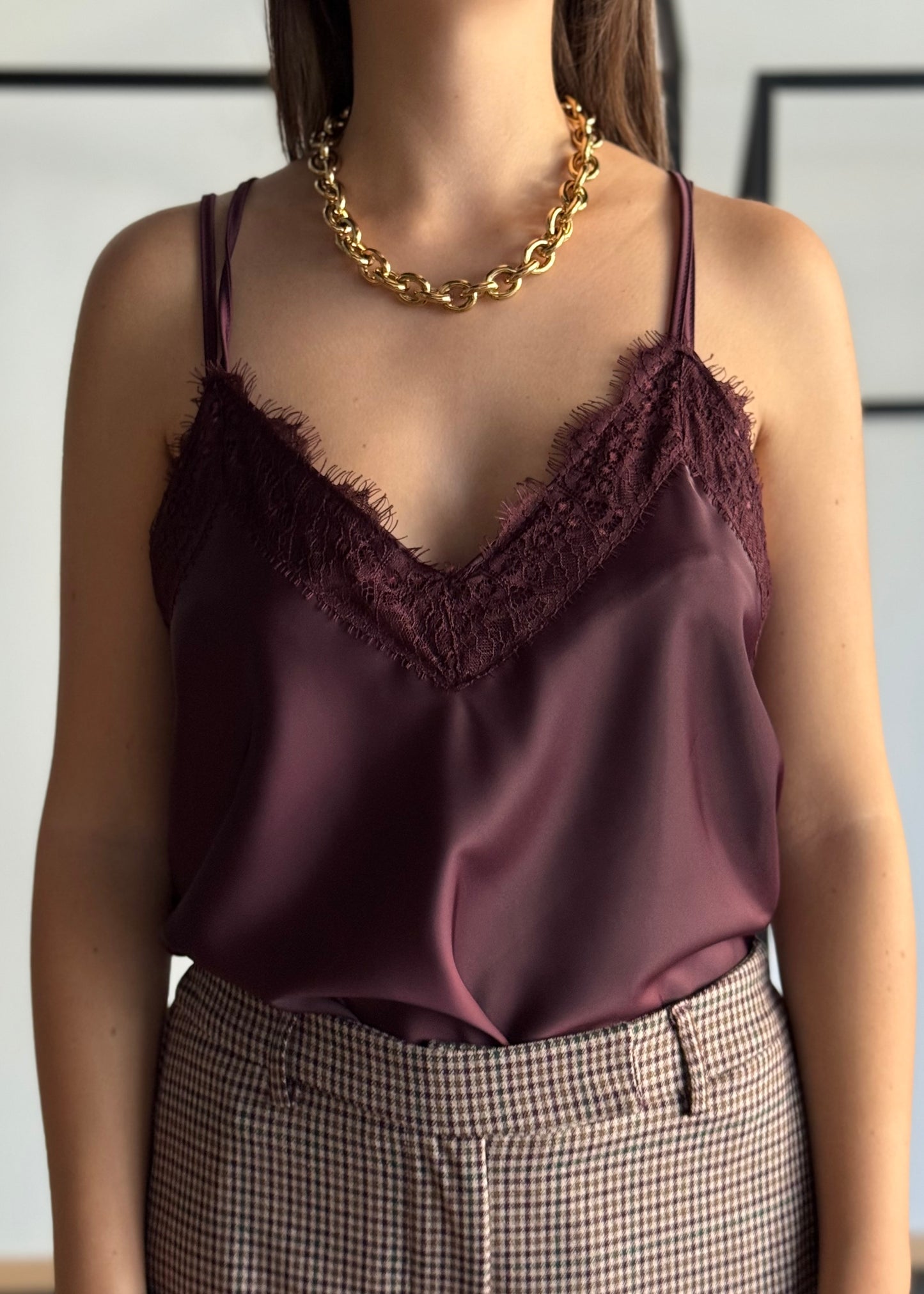 Top in raso con pizzo -ZAHJR