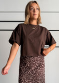 Carica l'immagine nel visualizzatore della galleria, T-shirt cropped Moro