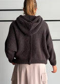Carica l'immagine nel visualizzatore della galleria, Maglia over moro con cappuccio - PHILIALOFT