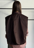 Carica l'immagine nel visualizzatore della galleria, Gilet moro con zip e tasche frontali