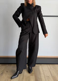 Carica l'immagine nel visualizzatore della galleria, Pantalone nero barrel - ZAHJR