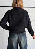 Carica l'immagine nel visualizzatore della galleria, Maglia trecce blu girocollo - ZAHJR