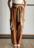 Carica l'immagine nel visualizzatore della galleria, Pantalone PHILIALOFT con cintura e tasche cargo
