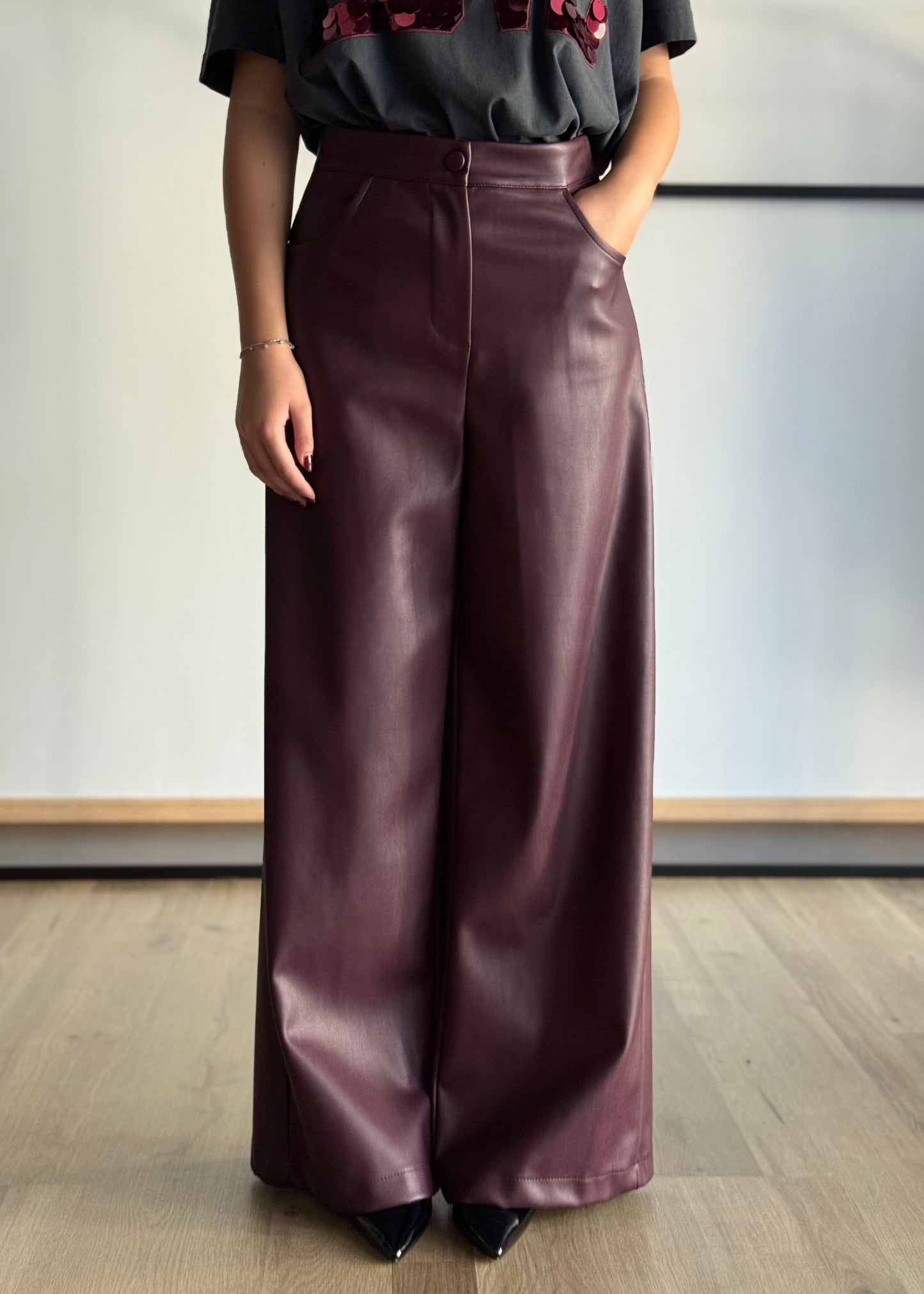Pantalone dritto in ecopelle -ZAHJR