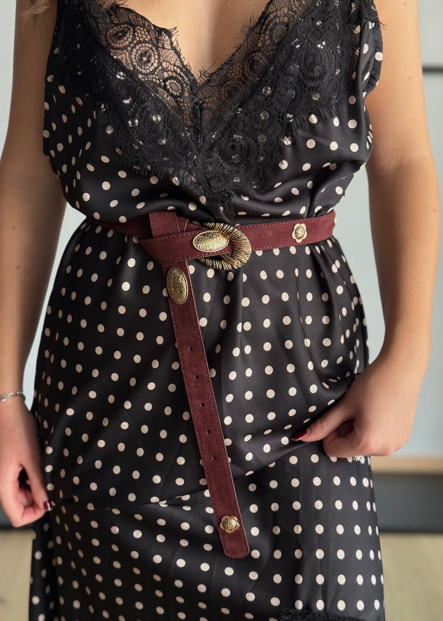 Abito sottoveste a pois con pizzo