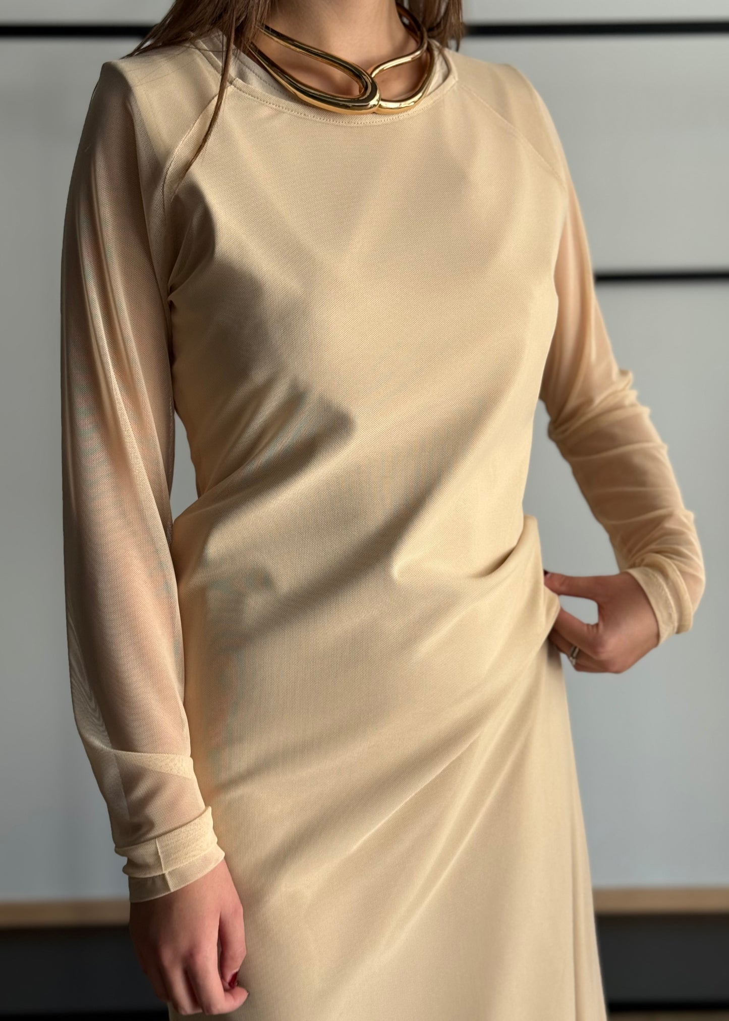 Abito lungo in tulle -KONTATTO