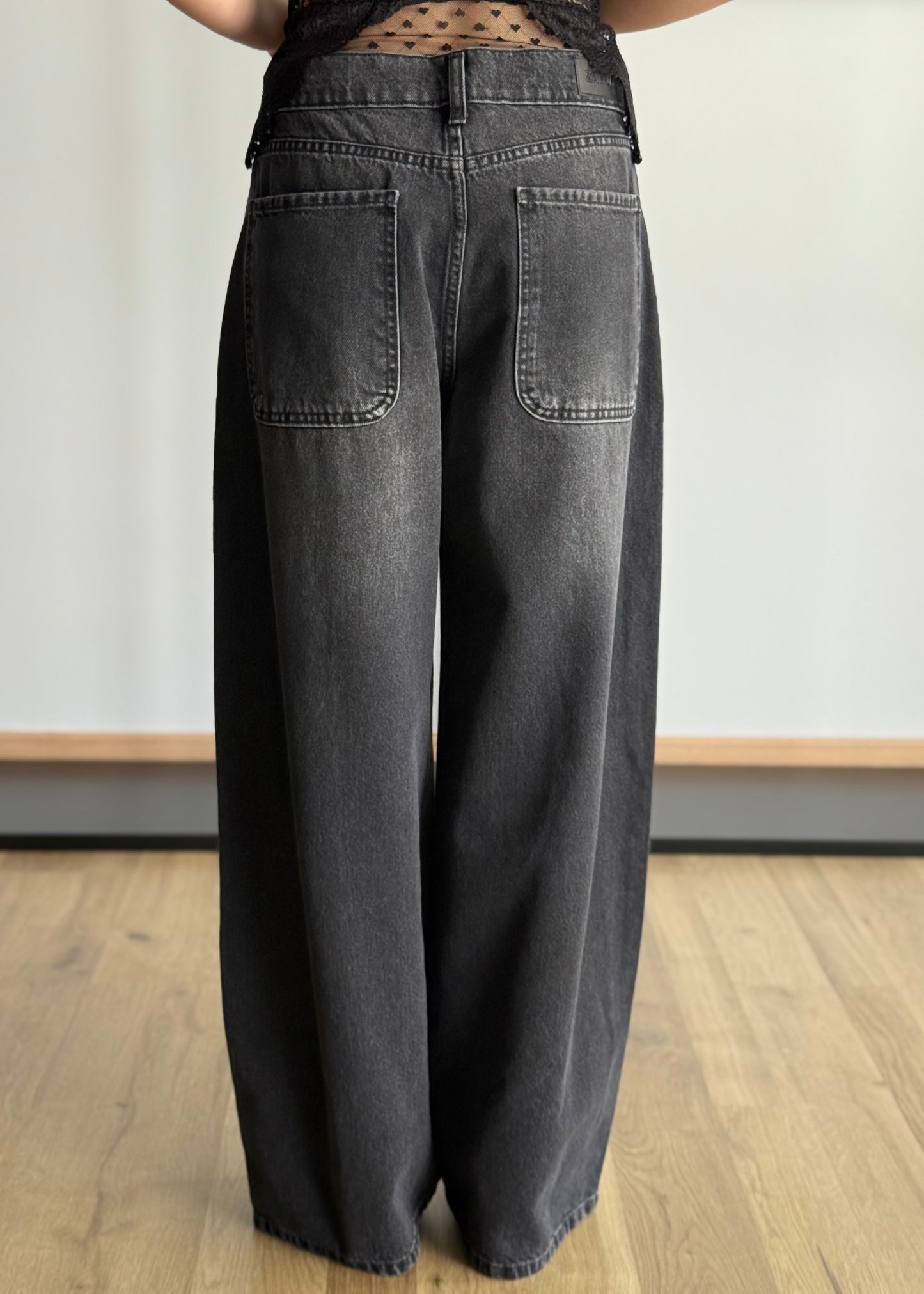Jeans Wide Leg Nero con Strass