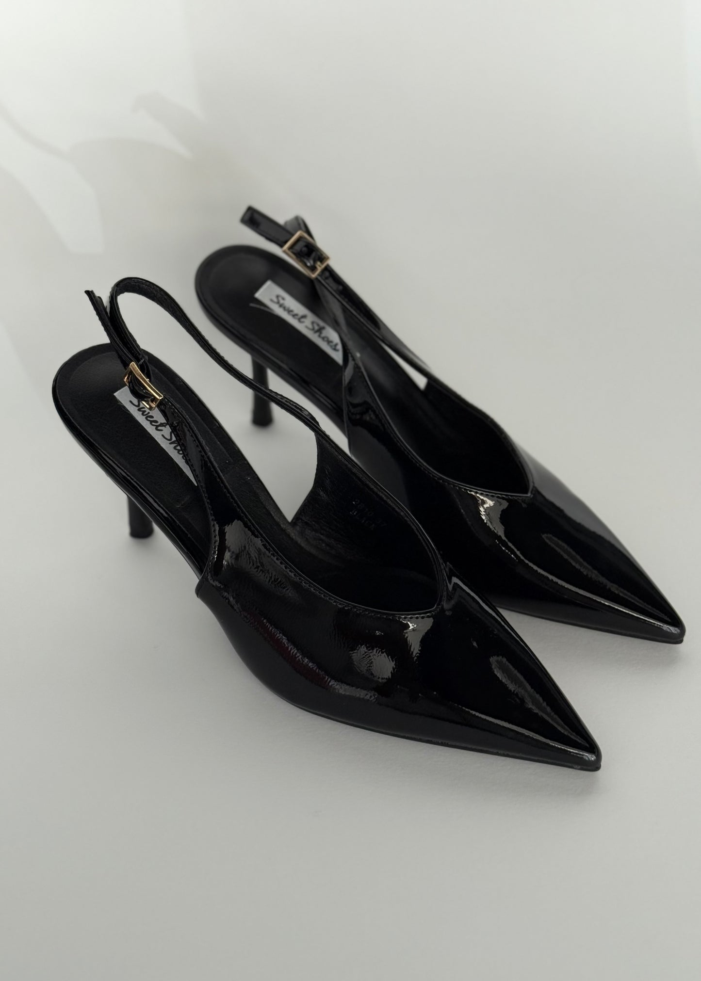Décolleté slingback vernice