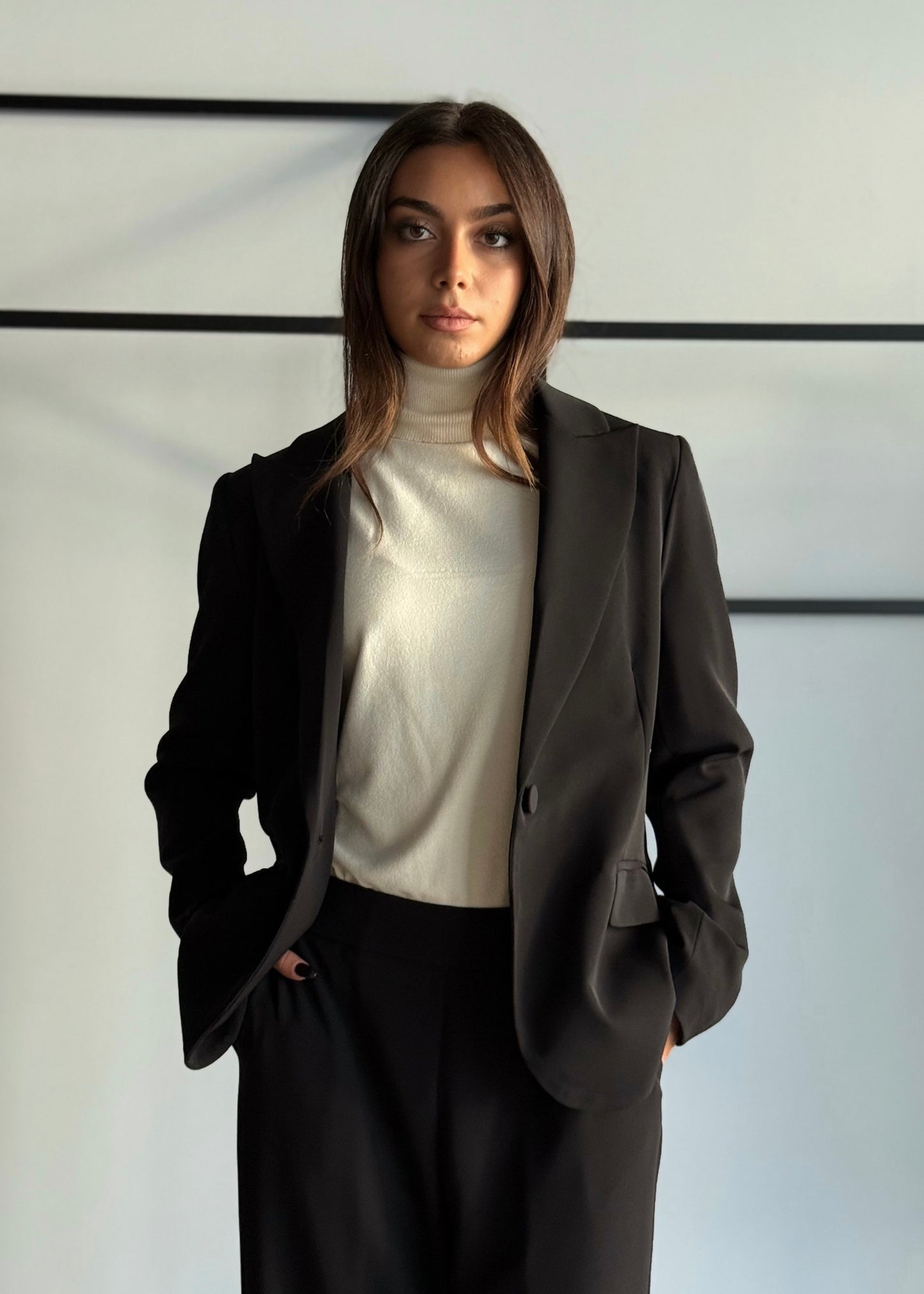 Tailleur giacca e pantalone -KONTATTO