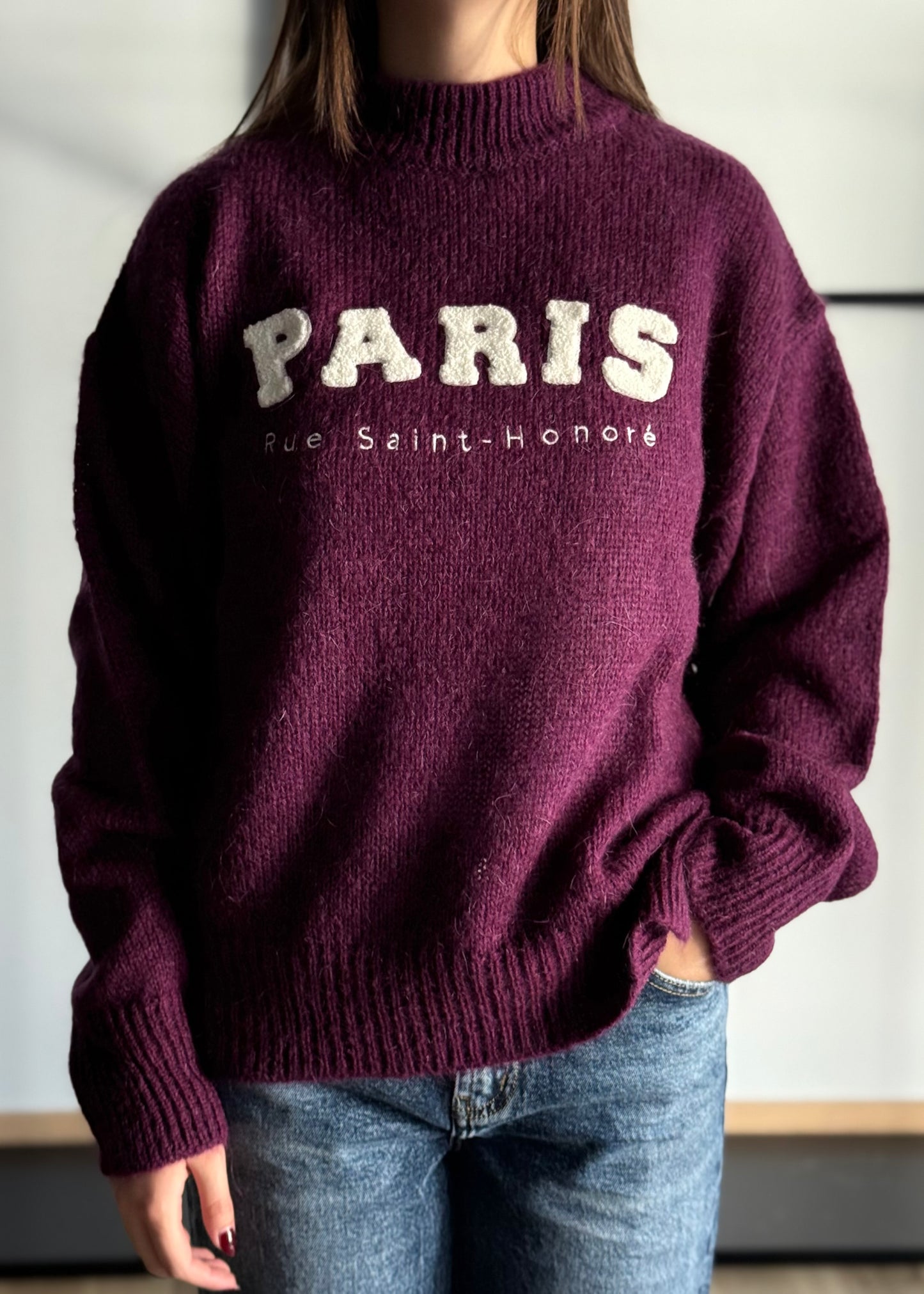 Maglia con ricamo -KONTATTO