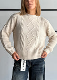Carica l'immagine nel visualizzatore della galleria, Maglia trecce latte girocollo - ZAHJR