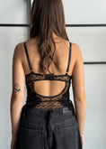 Carica l'immagine nel visualizzatore della galleria, Body in pizzo nero con dettagli cut-out -PHILIALOFT