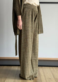 Carica l'immagine nel visualizzatore della galleria, Pantalone KONTATTO in lurex militare