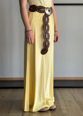 Carica l'immagine nel visualizzatore della galleria, Gonna ZAHJR in satin giallo