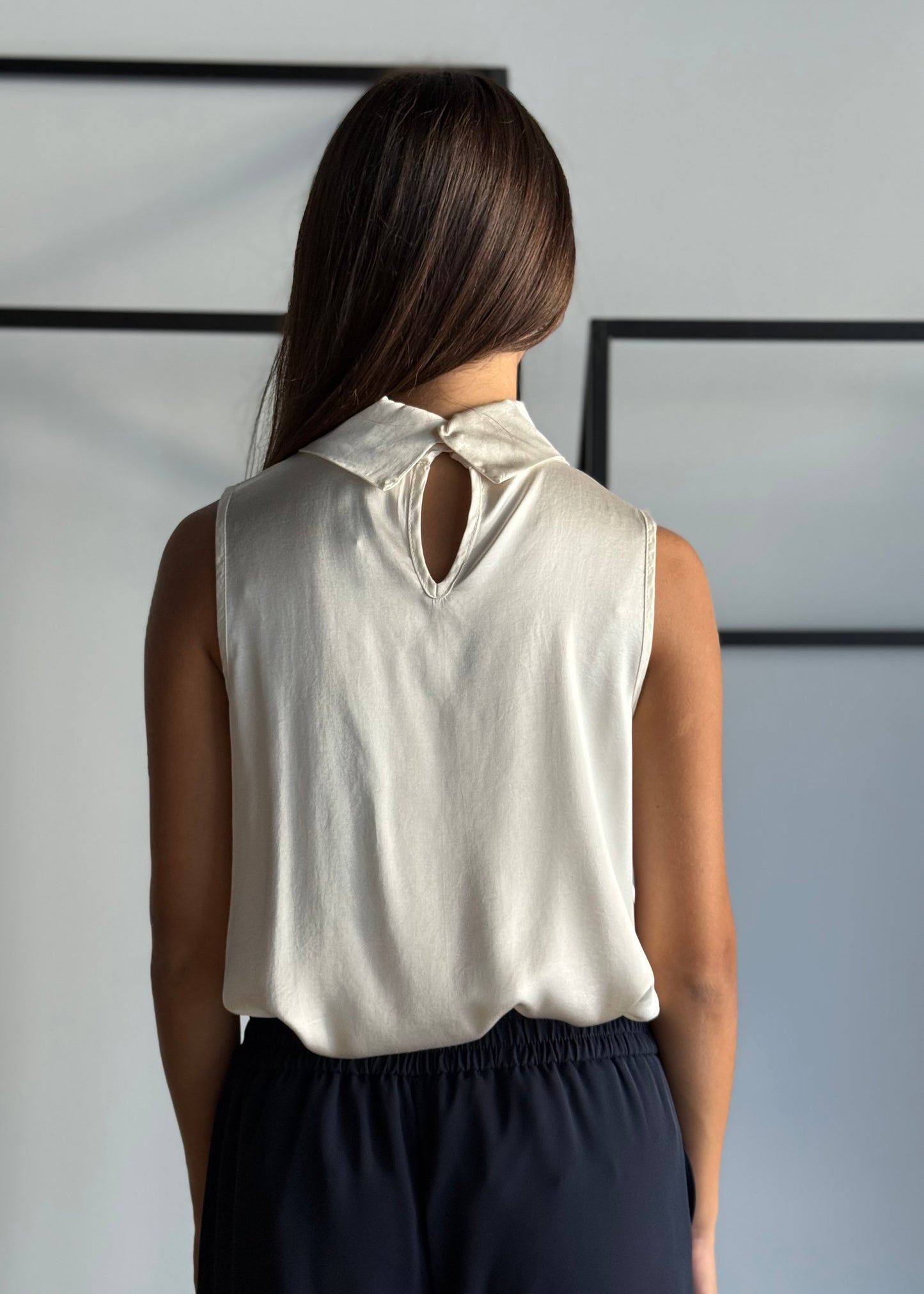 Top in viscosa con scollo lupetto -ZAHJR