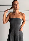 Carica l'immagine nel visualizzatore della galleria, Tuta grigia gessata bustier - KONTATTO
