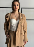 Carica l'immagine nel visualizzatore della galleria, Blazer ZAHJR doppiopetto con bottoni oro