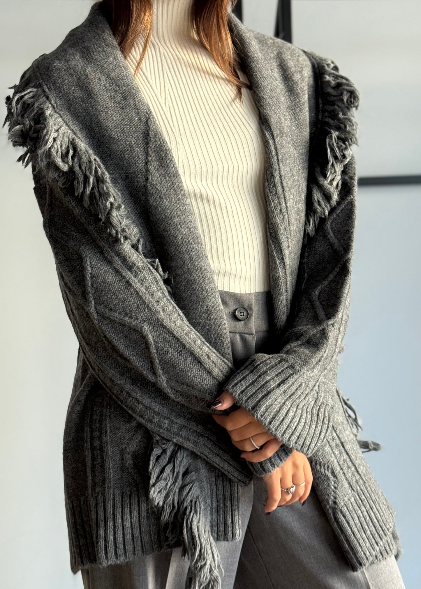 Cardigan con frange -KONTATTO