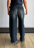 Carica l'immagine nel visualizzatore della galleria, Jeans balloon distressed - PHILIALOFT