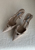 Carica l'immagine nel visualizzatore della galleria, Slingback THEVICE in suede avorio