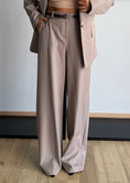 Carica l'immagine nel visualizzatore della galleria, Pantalone Tortora a palazzo - ZAHJR