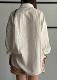 Carica l'immagine nel visualizzatore della galleria, Camicia THEVICE oversize bianca