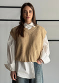 Carica l'immagine nel visualizzatore della galleria, Gilet ZAHJR in maglia cammello