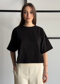 Carica l'immagine nel visualizzatore della galleria, T-shirt THEVICE crop nero