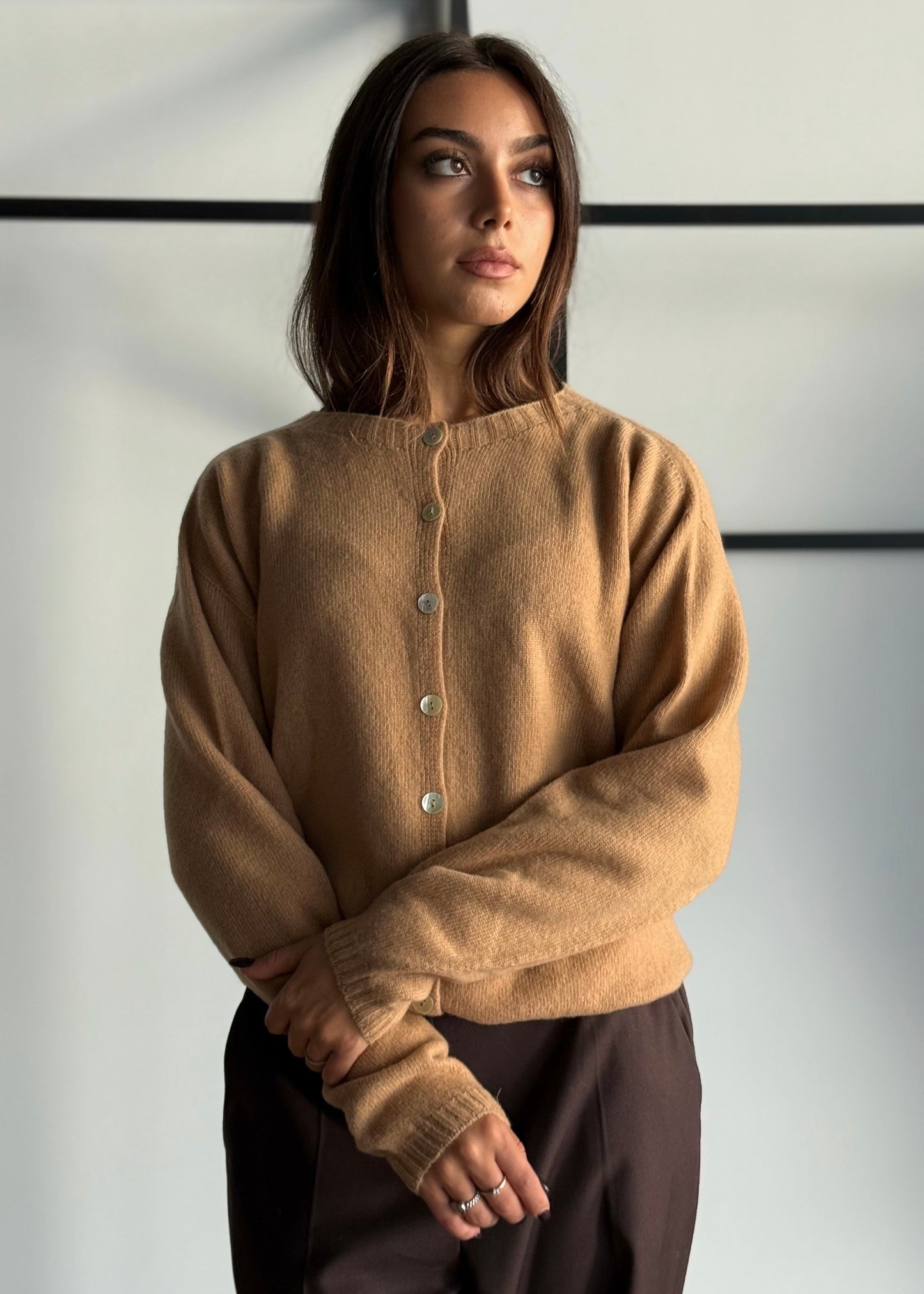 Cardigan corto in maglia -KONTATTO