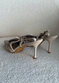 Carica l'immagine nel visualizzatore della galleria, Slingback THEVICE in suede avorio