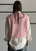 Carica l'immagine nel visualizzatore della galleria, Gilet ZAHJR in maglia rosa