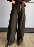 Carica l'immagine nel visualizzatore della galleria, Jeans militare barrel con cintura - ZAHJR