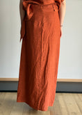 Carica l'immagine nel visualizzatore della galleria, Gonna PHILIALOFT lunga portafoglio in lino terracotta