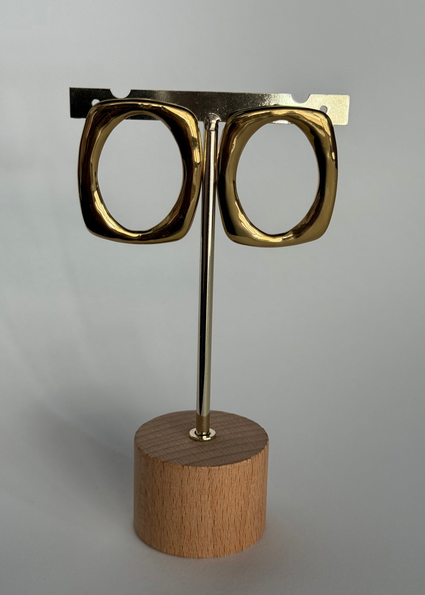 Orecchini geometrici dorati