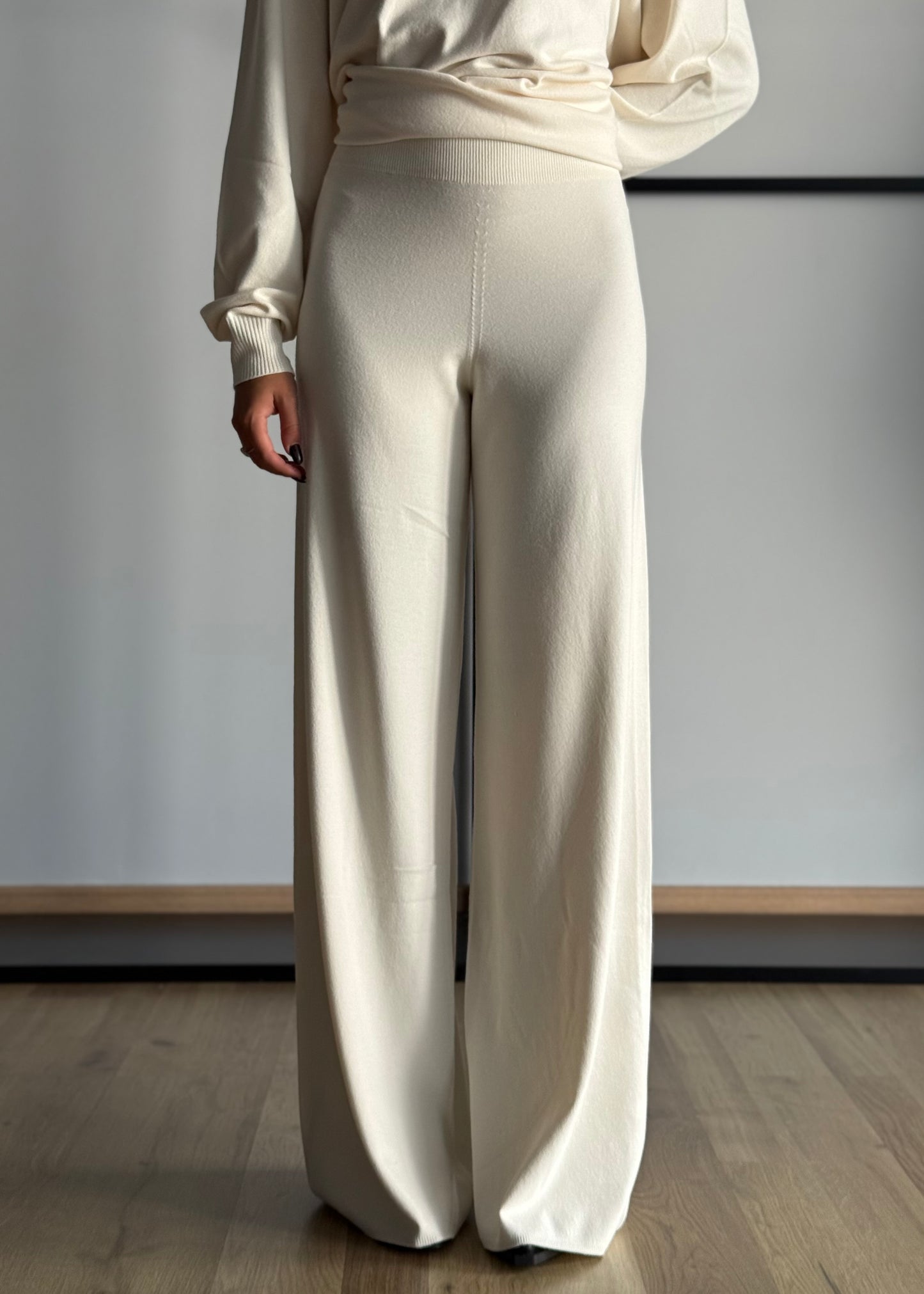 Pantaloni a palazzo -KONTATTO