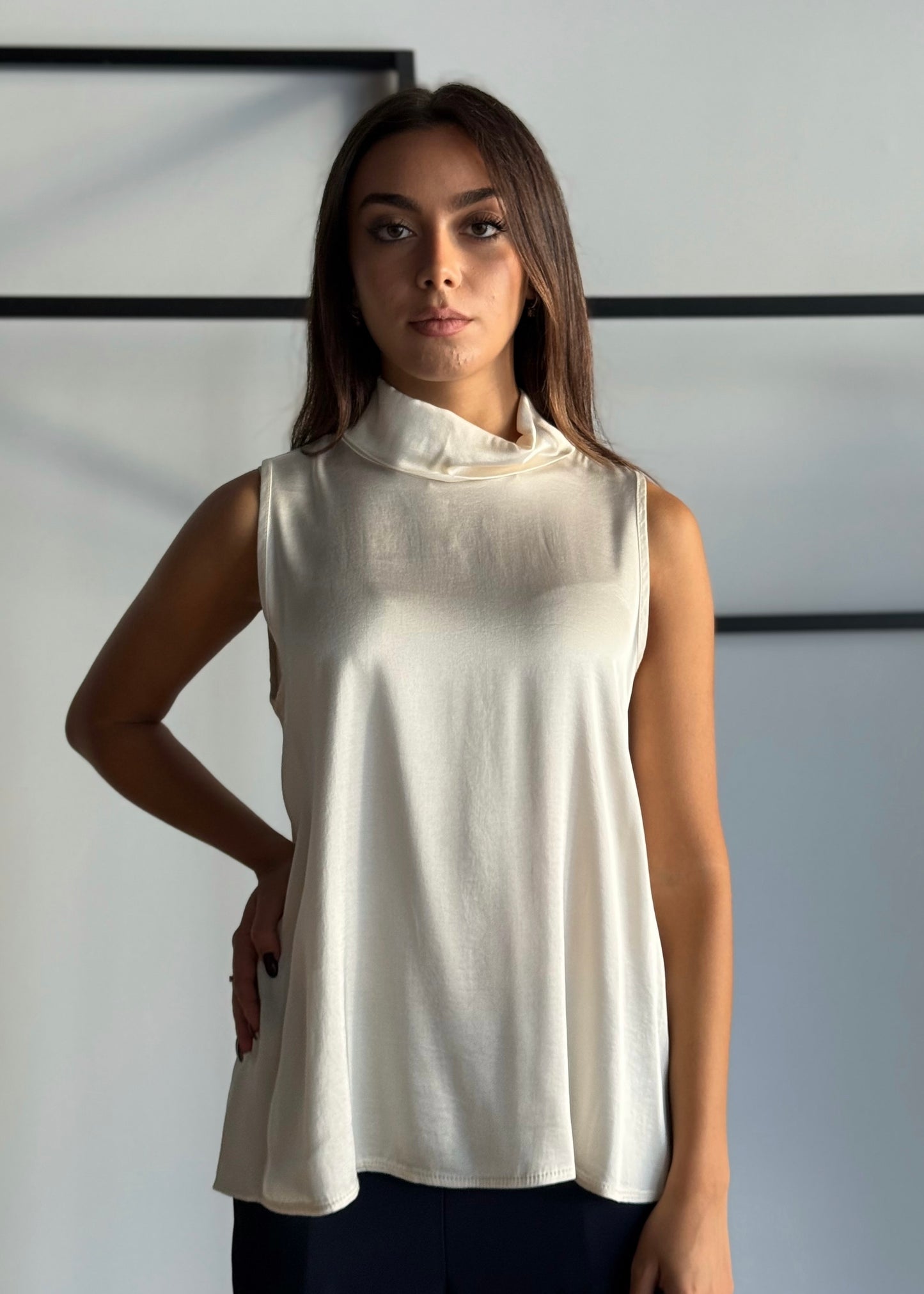 Top in viscosa con scollo lupetto -ZAHJR