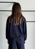 Carica l'immagine nel visualizzatore della galleria, Maglia in viscosa scollo a V -KONTATTO