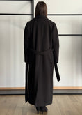 Carica l'immagine nel visualizzatore della galleria, Cappotto lungo ZAHJR con cintura