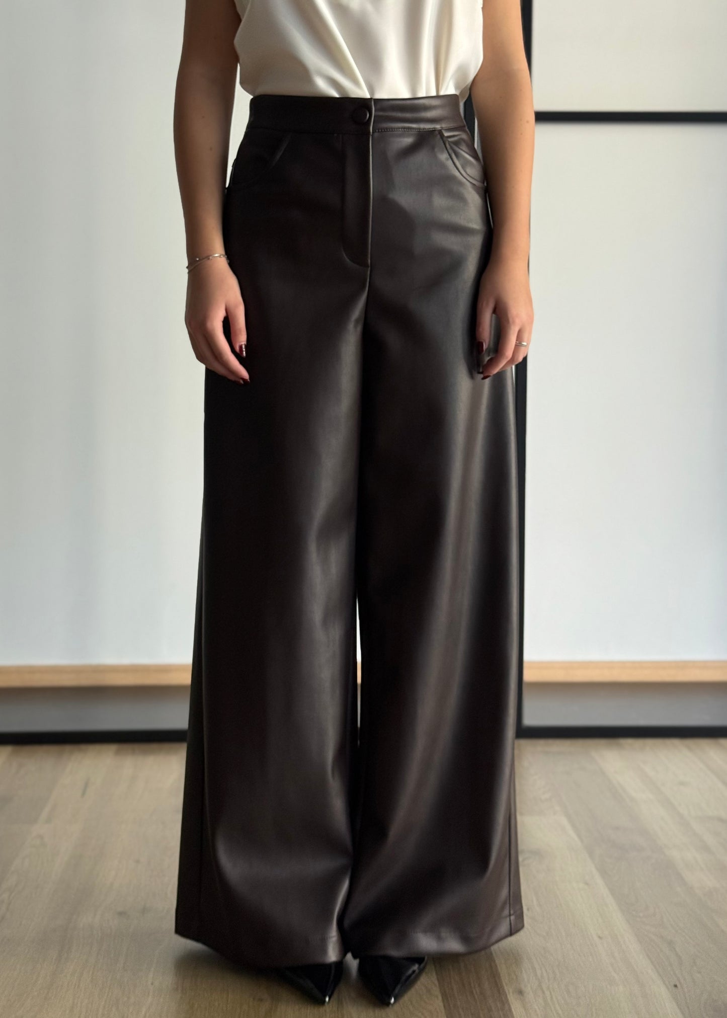 Pantalone dritto in ecopelle -ZAHJR