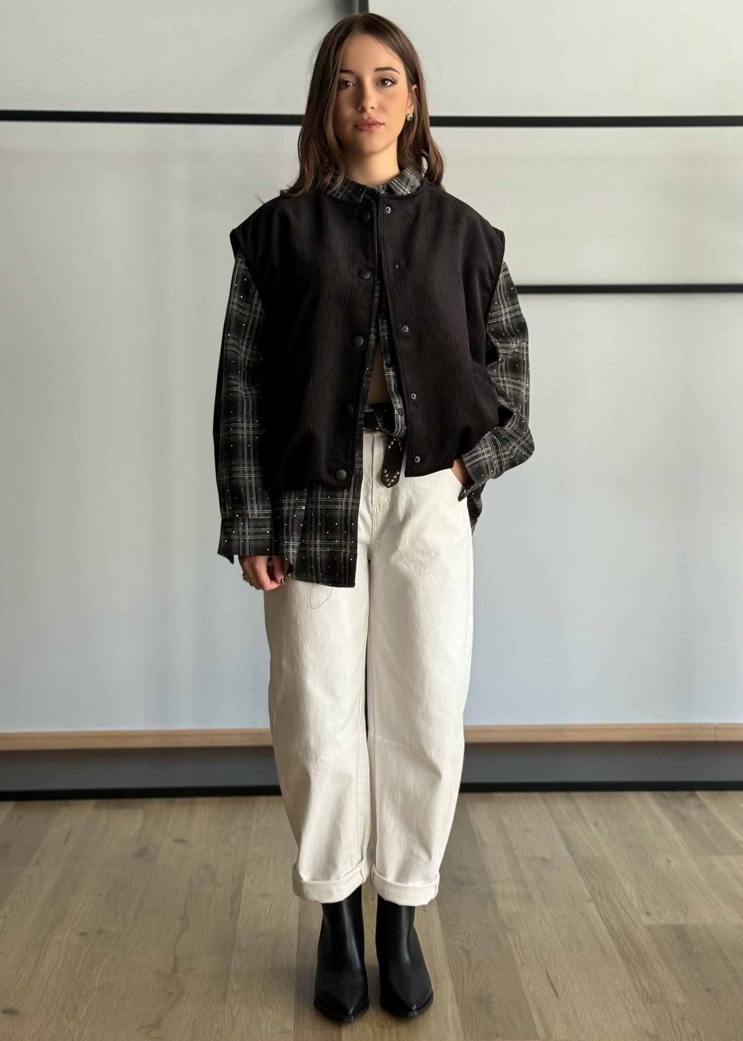 Camicia Oversize Check Nera con Dettagli Brillanti