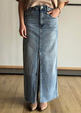 Carica l'immagine nel visualizzatore della galleria, Gonna THEVICE in denim