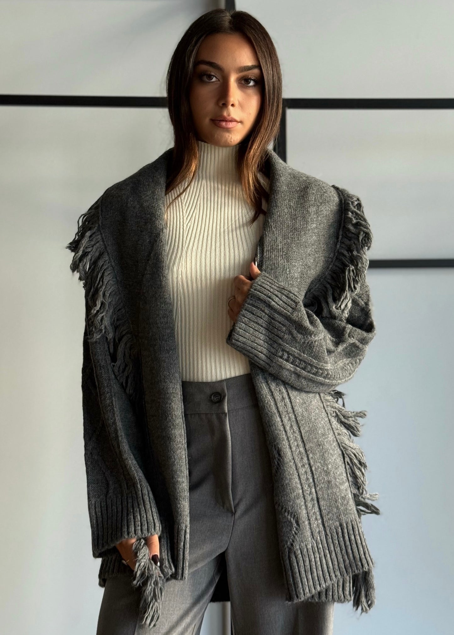 Cardigan con frange -KONTATTO