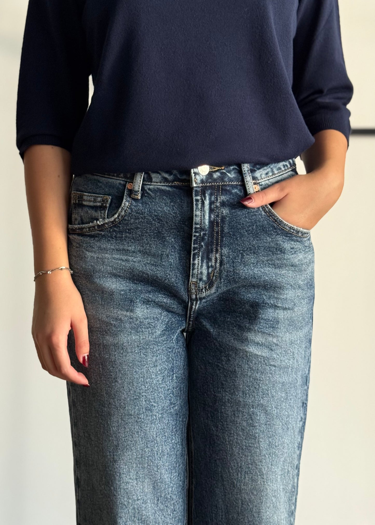 Jeans dritto blu con risvolto