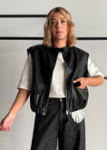 Carica l'immagine nel visualizzatore della galleria, Gilet biker effetto pelle - PHILIALOFT