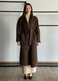 Carica l'immagine nel visualizzatore della galleria, Cappotto E-WOMAN con cintura